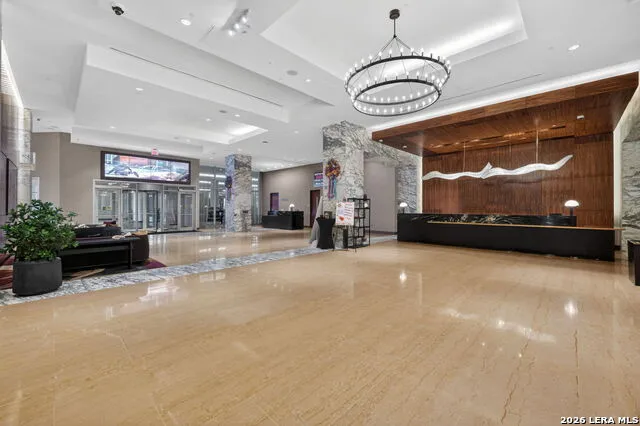 610 E Market St #UNIT 2605 San Antonio, TX 78205