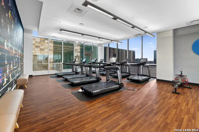 610 E Market St #UNIT 2605 San Antonio, TX 78205