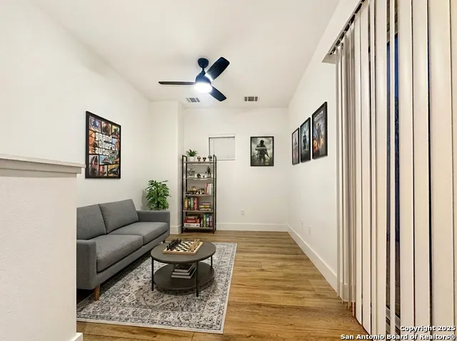 721-723 Iowa #721 723 San Antonio, TX 78203