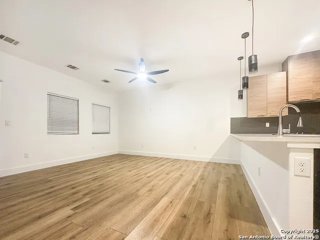 721-723 Iowa #721 723 San Antonio, TX 78203
