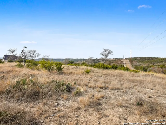 129 Paramount View Kerrville, TX 78028