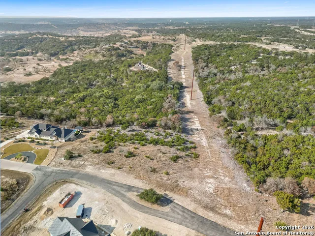 129 Paramount View Kerrville, TX 78028