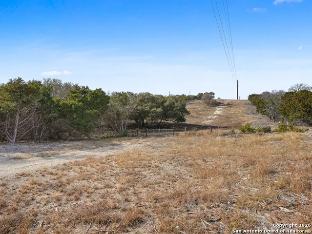 129 Paramount View Kerrville, TX 78028