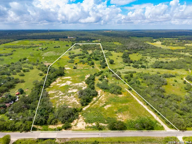3141 Zion Hill Seguin, TX 78155