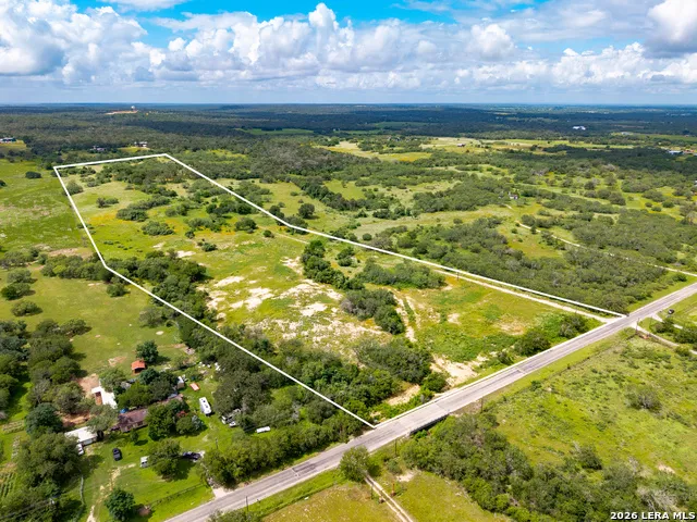 3141 Zion Hill Seguin, TX 78155