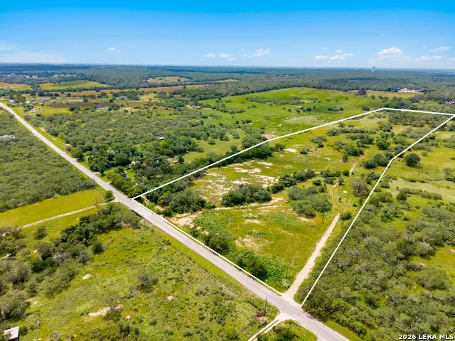 3141 Zion Hill Seguin, TX 78155
