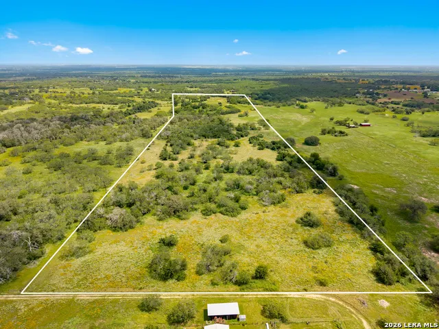 3141 Zion Hill Seguin, TX 78155