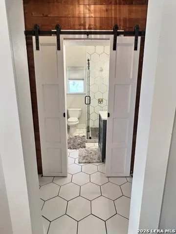 404 W Walnut Seguin, TX 78155