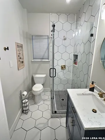 404 W Walnut Seguin, TX 78155