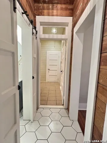404 W Walnut Seguin, TX 78155