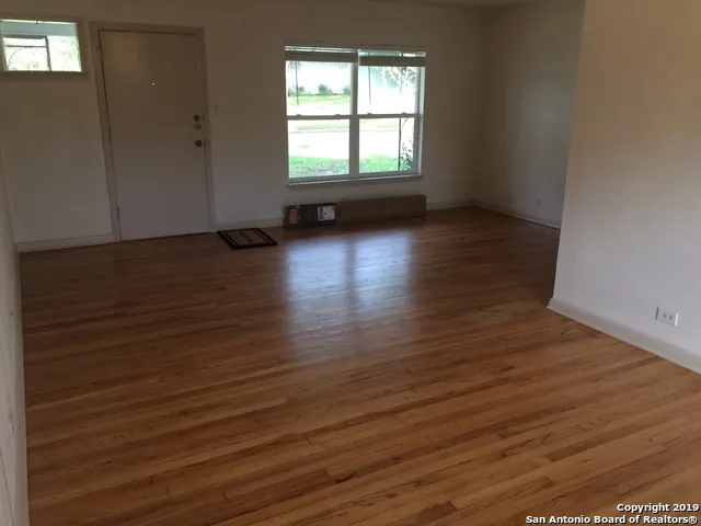 1204 WILTSHIRE AVE Terrell Hills, TX 78209