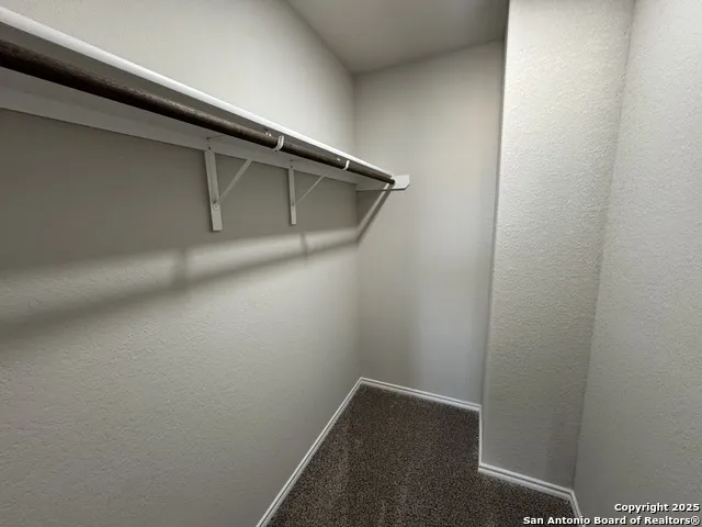 5330 Lisa Point Unit 102 Converse, TX 78109