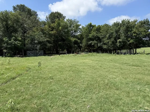 14 COUNTY ROAD 273 Bremond, TX 76629