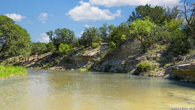 000 RM 1221 London, TX 76854