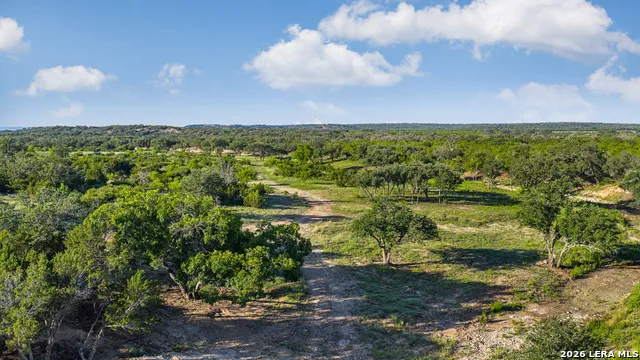 000 RM 1221 London, TX 76854