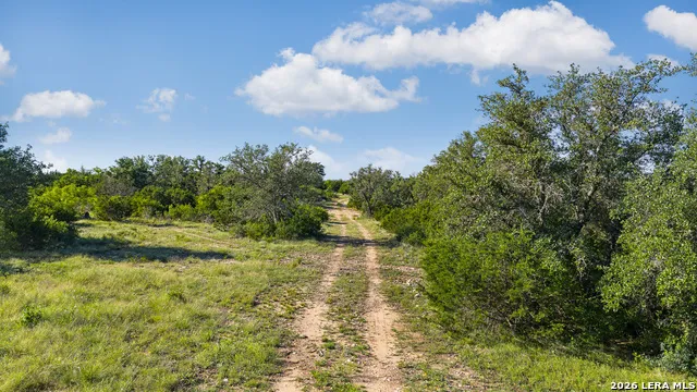 000 RM 1221 London, TX 76854