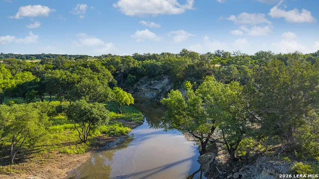 000 RM 1221 London, TX 76854