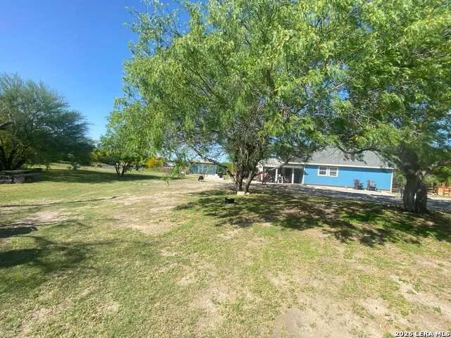 10172 Pvt 597 Mathis, TX 78368