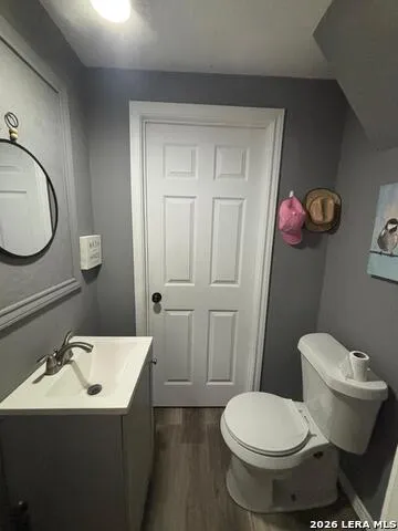 10172 Pvt 597 Mathis, TX 78368