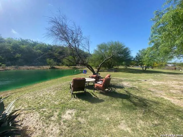 10172 Pvt 597 Mathis, TX 78368