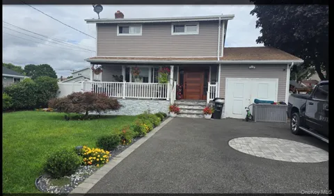 353 Barleau Street