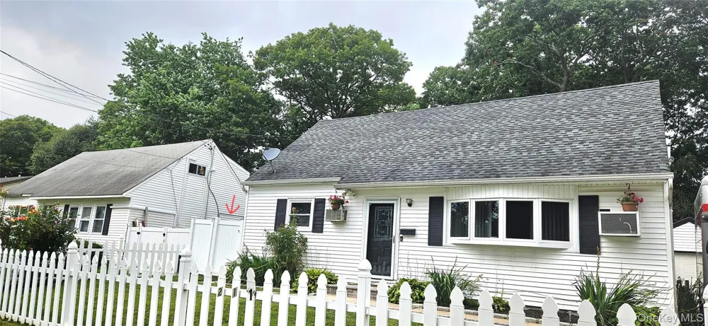 211 Parkway Boulevard Wyandanch, NY 11798