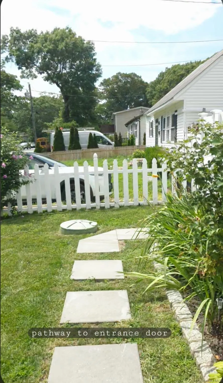 211 Parkway Boulevard Wyandanch, NY 11798