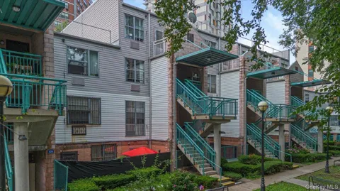 521 E 156th Street #C