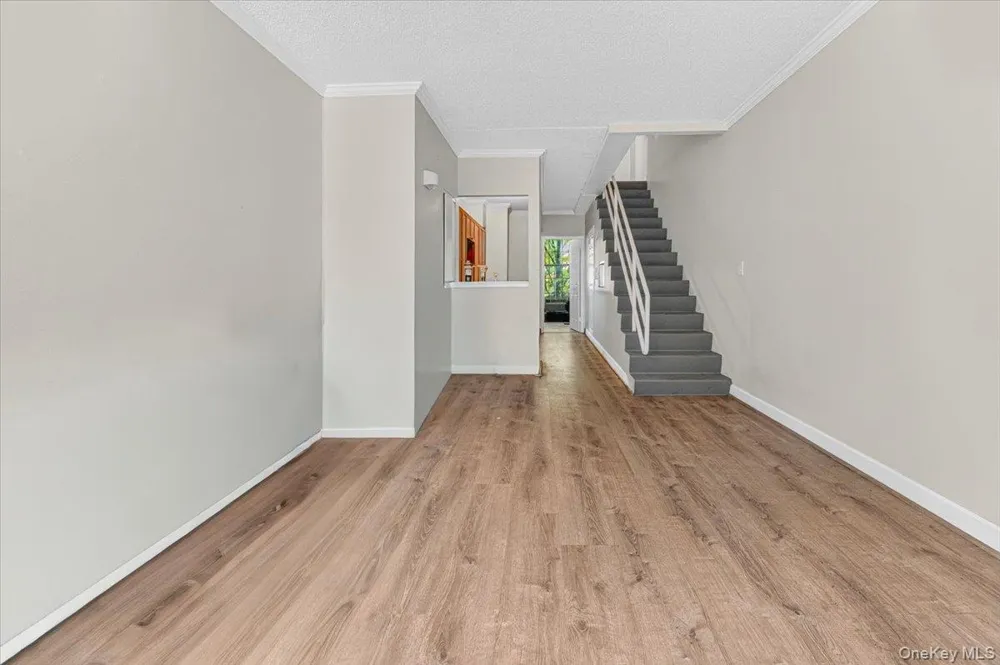 521 E 156th Street #C Bronx, NY 10455