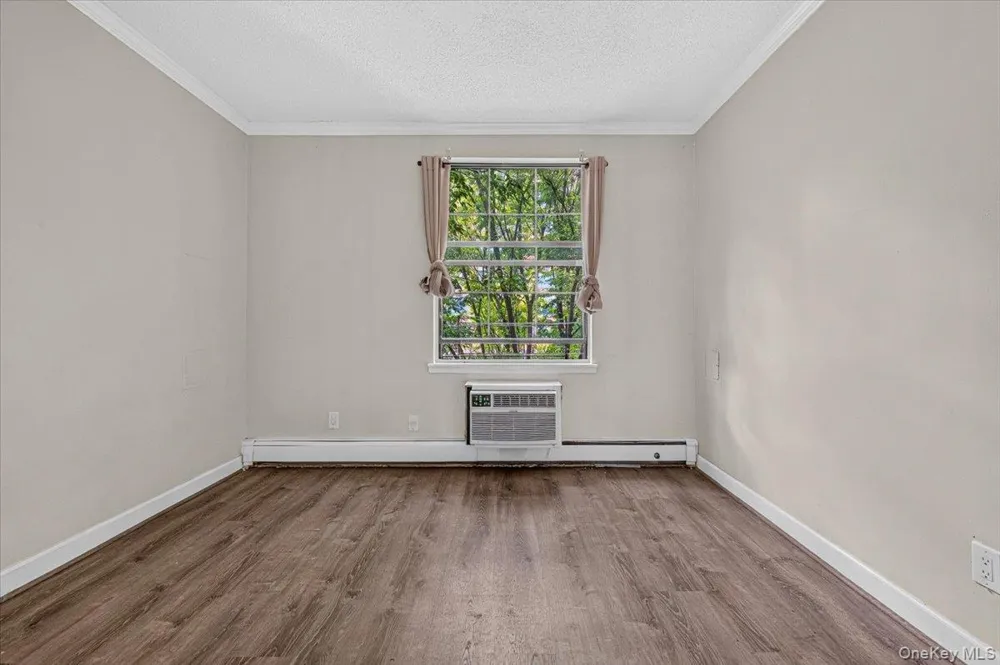521 E 156th Street #C Bronx, NY 10455