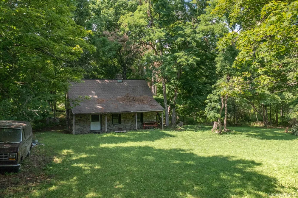 147 Lauer Road Poughkeepsie, NY 12603