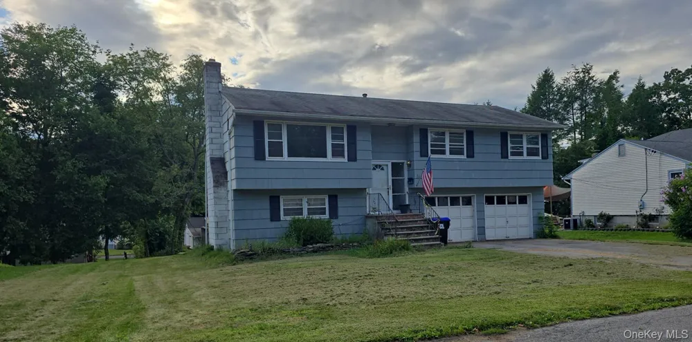 14 Bellmore Drive Poughkeepsie, NY 12603