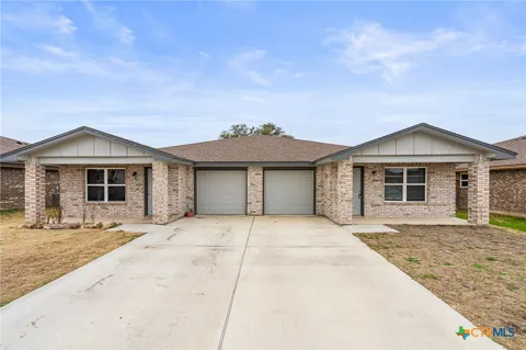 1806 Castroville Trail