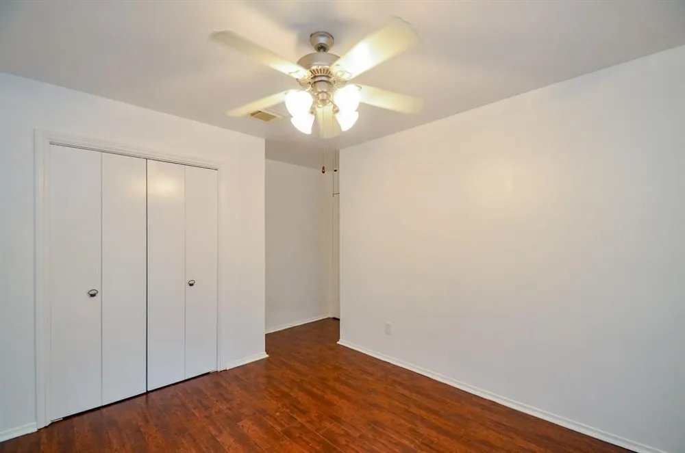 4802 Lost Oak Drive Spring, TX 77388