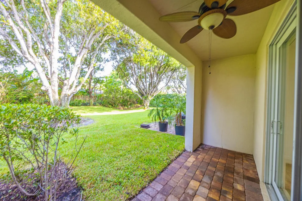 2646 Webb Avenue Delray Beach, FL 33444