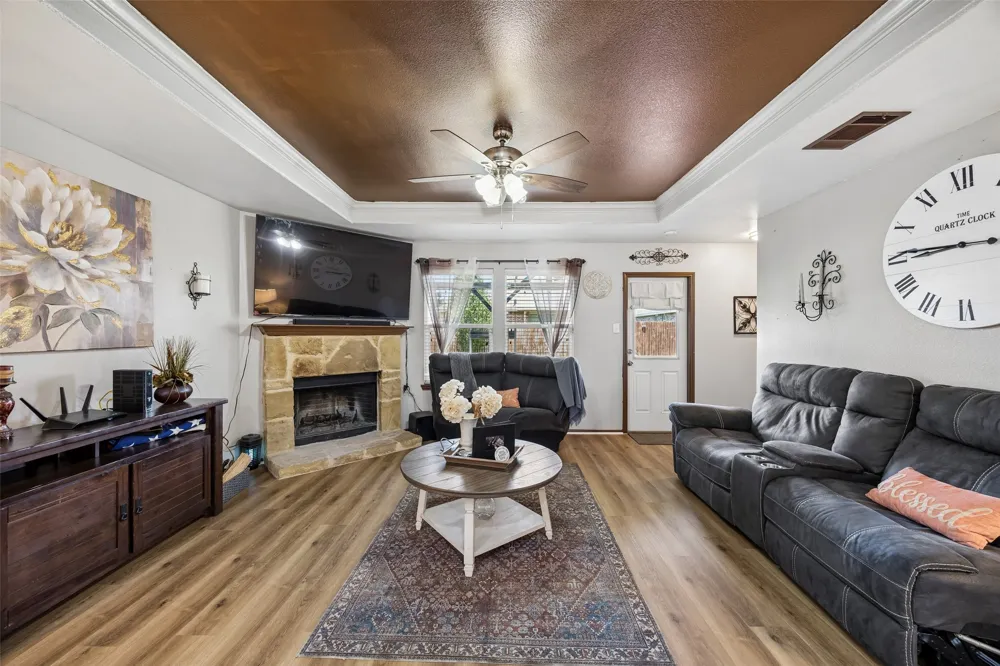 709 Bastrop Drive Arlington, TX 76002