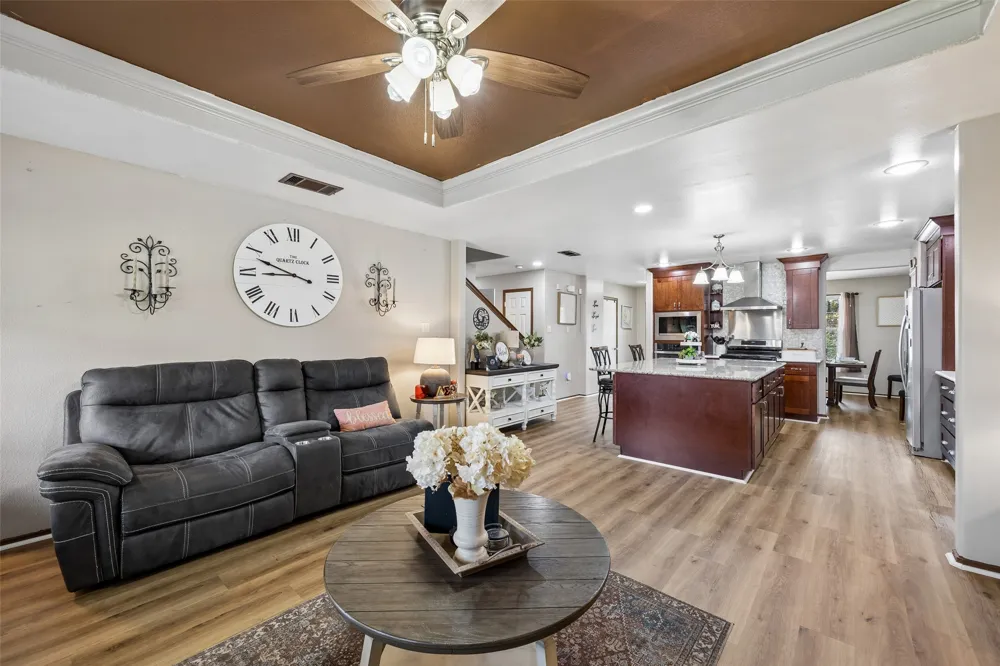 709 Bastrop Drive Arlington, TX 76002