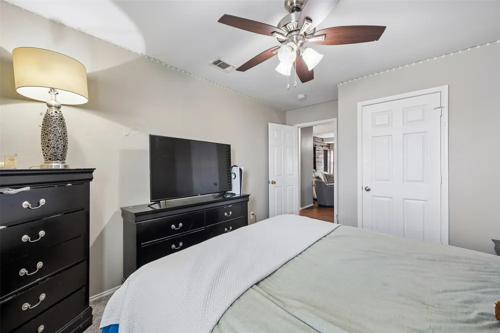 709 Bastrop Drive Arlington, TX 76002