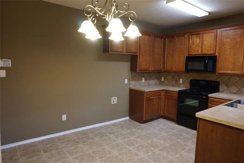 4080 Kyndra Circle Richardson, TX 75082
