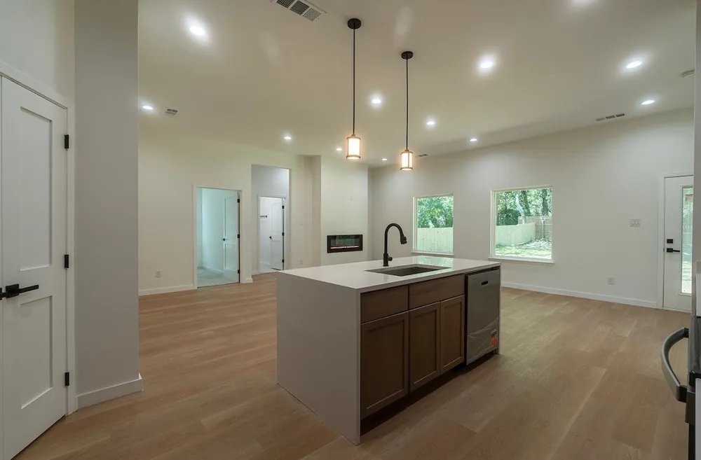 3315 Kyser Dallas, TX 75216
