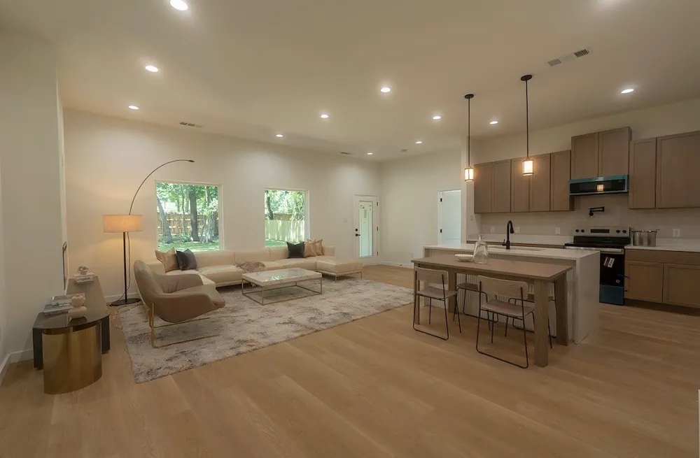3315 Kyser Dallas, TX 75216