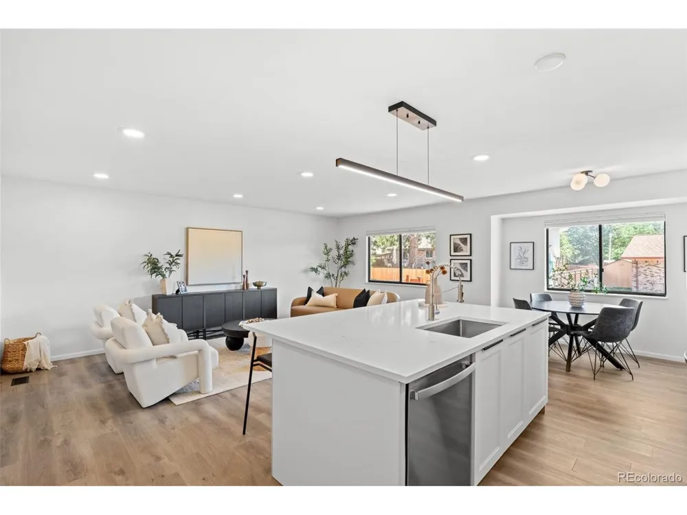 2444 S Cole Way Lakewood, CO 80228