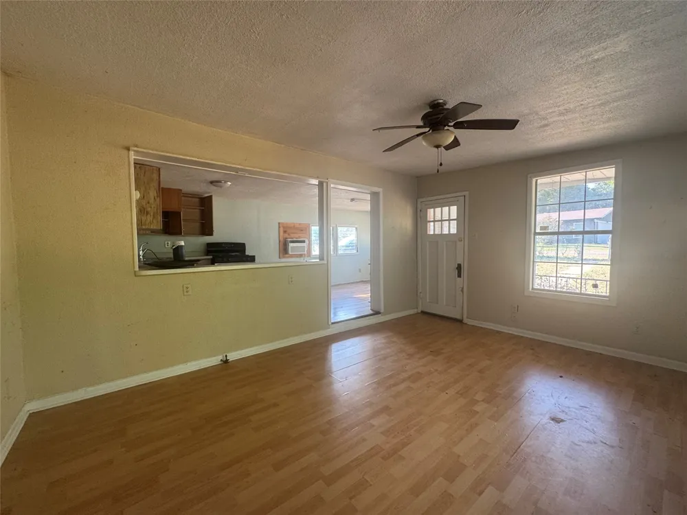 443 CR 1768 Clifton, TX 76634