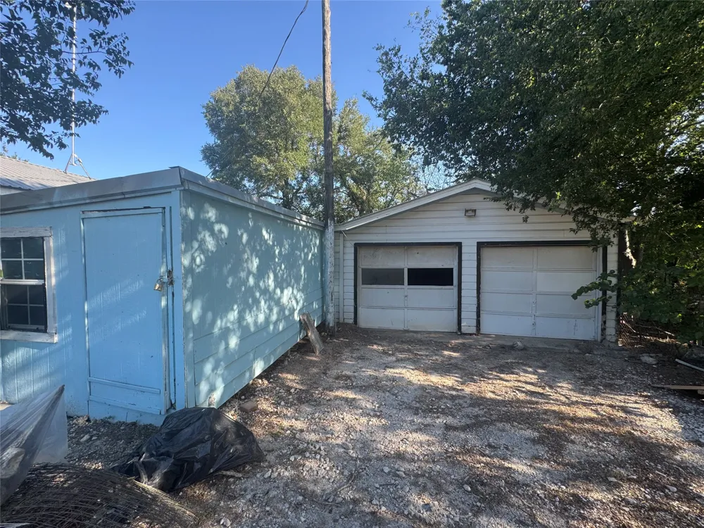 443 CR 1768 Clifton, TX 76634