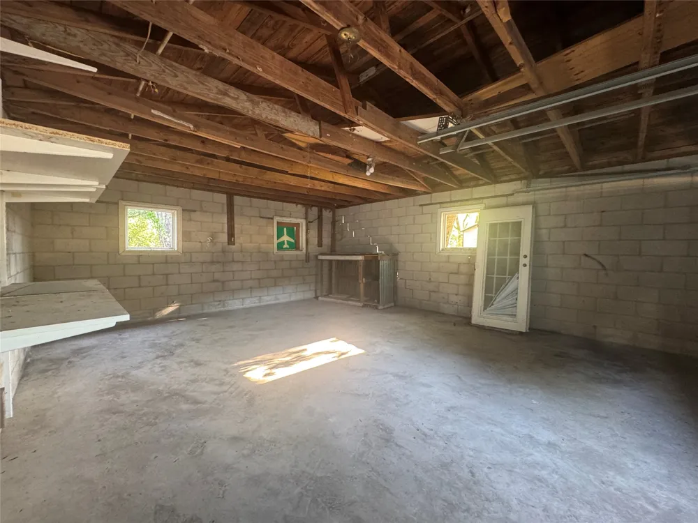 443 CR 1768 Clifton, TX 76634