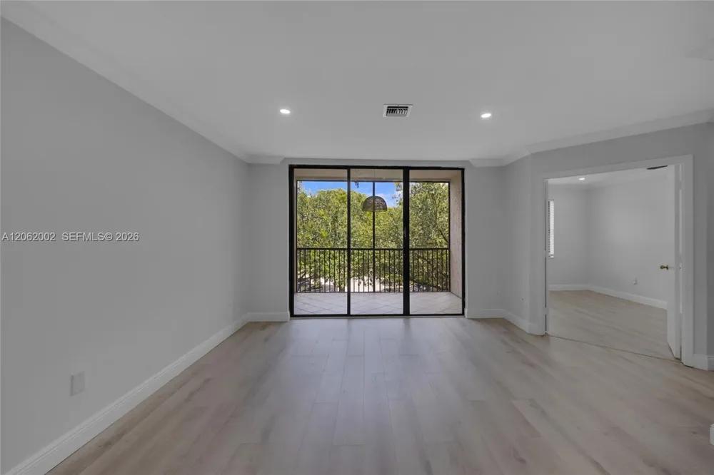 4300 NW 30th St #341 Coconut Creek, FL 33066