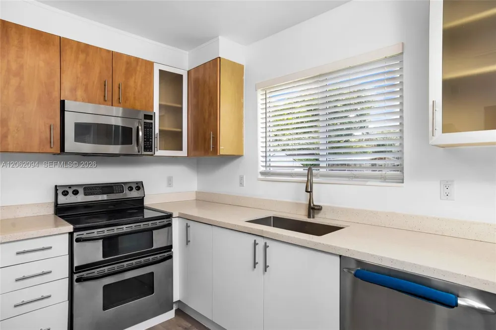 14120 NW 2nd Ave Miami, FL 33168