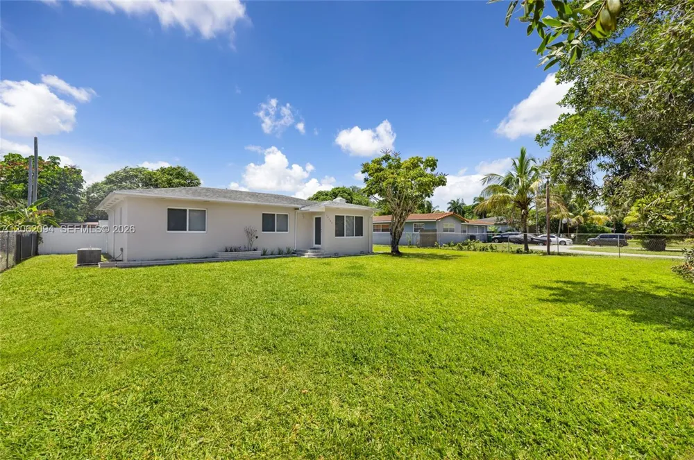 14120 NW 2nd Ave Miami, FL 33168