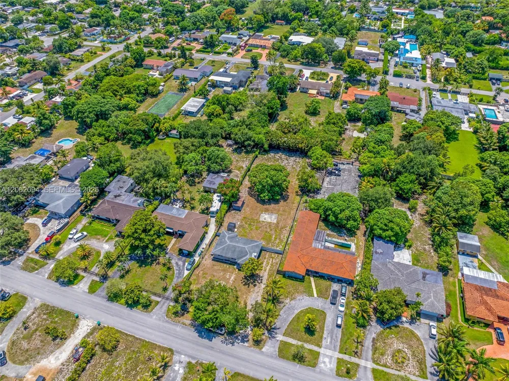 14120 NW 2nd Ave Miami, FL 33168