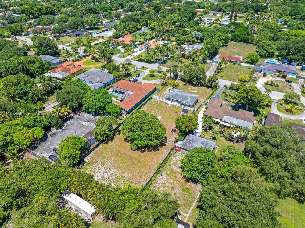 14120 NW 2nd Ave Miami, FL 33168